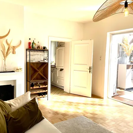 Gemuetliches Im Herzen Von Kueche Und Bad Zur Mitbenutzung